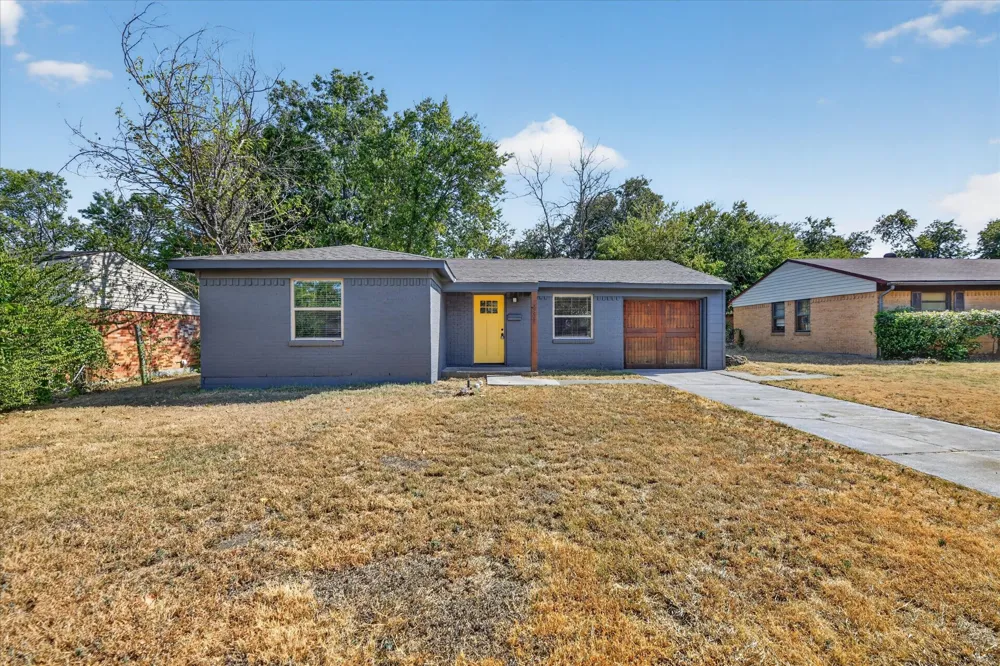 2802 El Capitan Drive Dallas, TX 75228