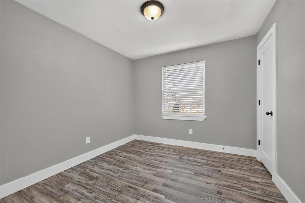 2802 El Capitan Drive Dallas, TX 75228