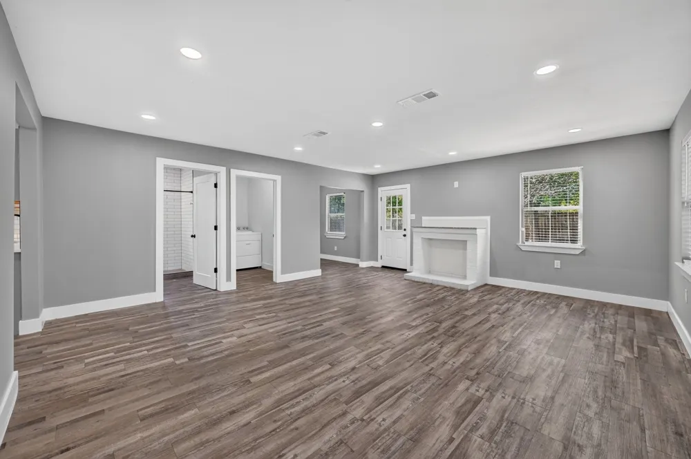 2802 El Capitan Drive Dallas, TX 75228