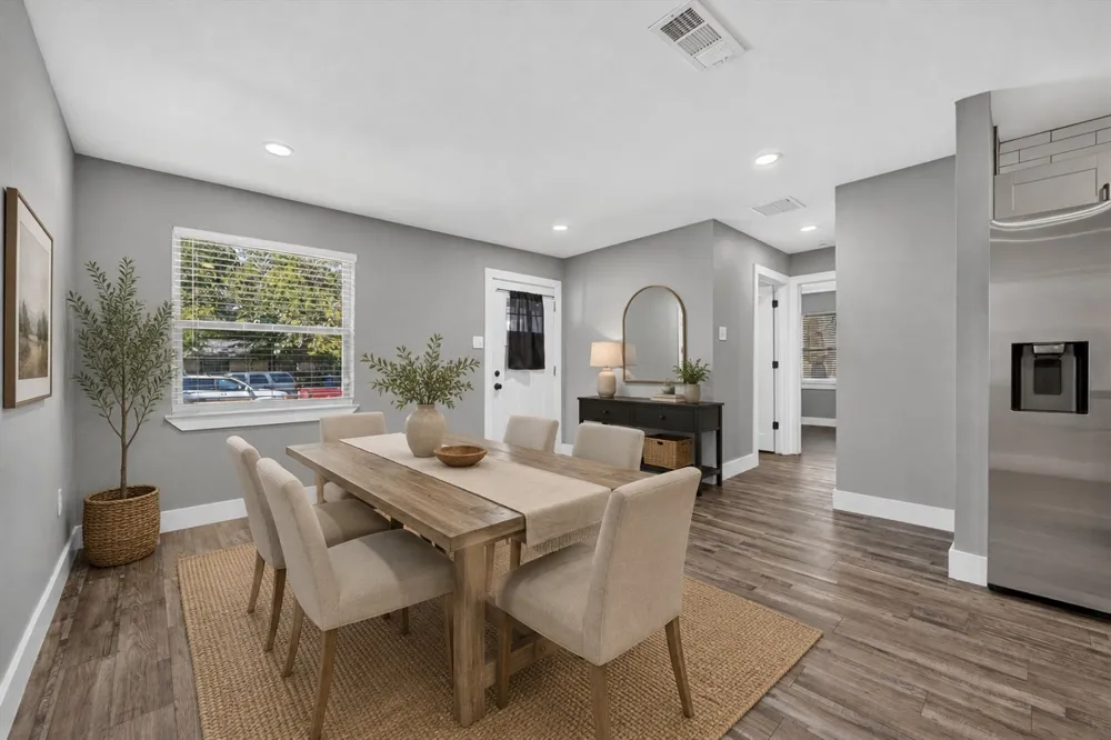 2802 El Capitan Drive Dallas, TX 75228