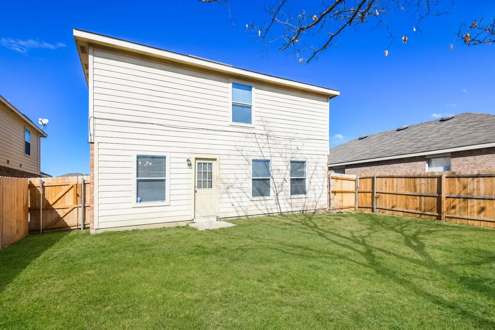 6624 Meadow Way Lane Fort Worth, TX 76179