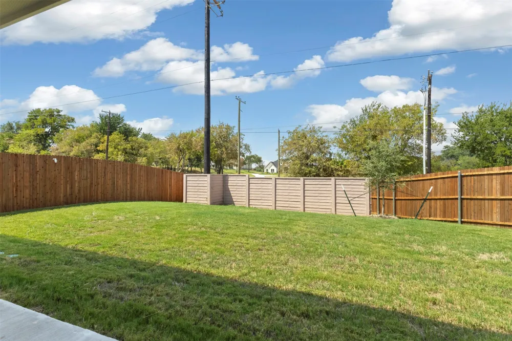 223 loving Trail Justin, TX 76247