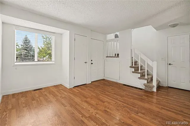 4922 S Rifle Court Aurora, CO 80015