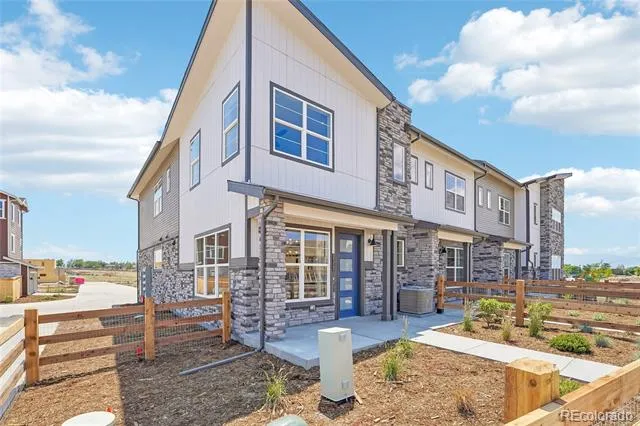 8631 King Street Westminster, CO 80031