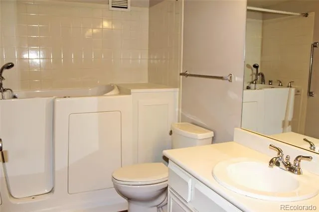 14050 E Linvale Place #209 Aurora, CO 80014