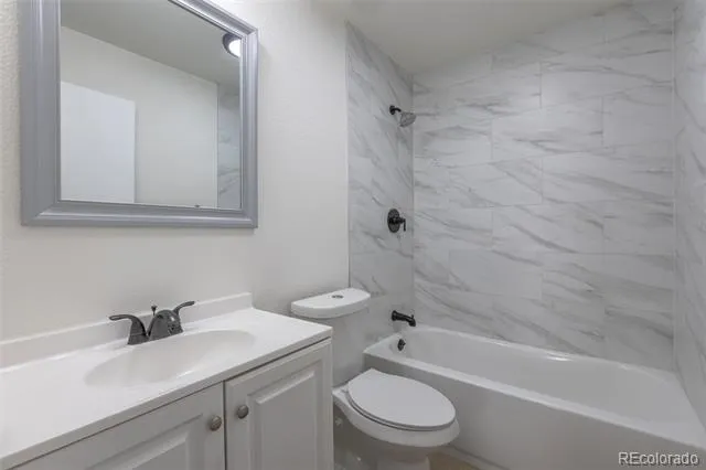 5119 Chandler Way Denver, CO 80239