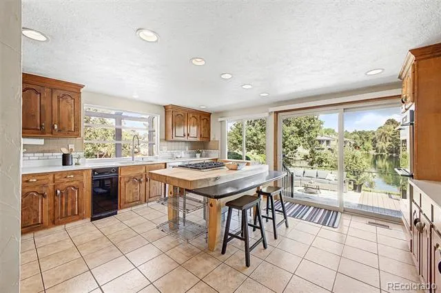 9896 E Maplewood Circle Englewood, CO 80111