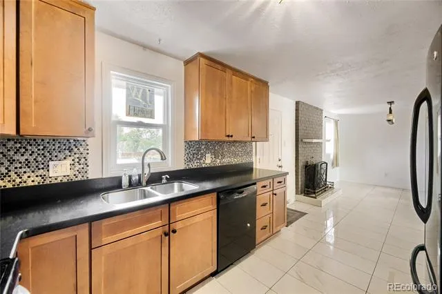 10633 E 6th Place Aurora, CO 80010