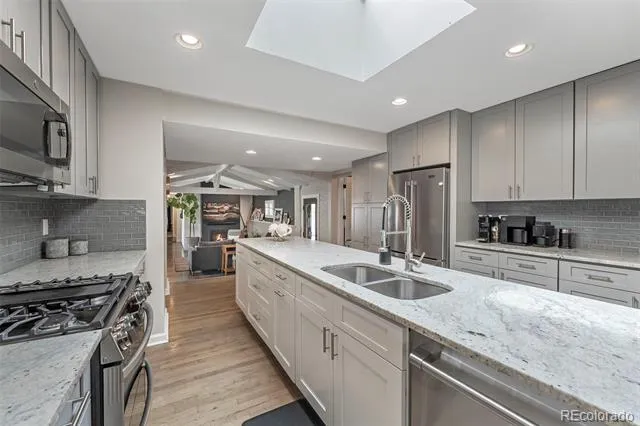 925 Teller Street Lakewood, CO 80214
