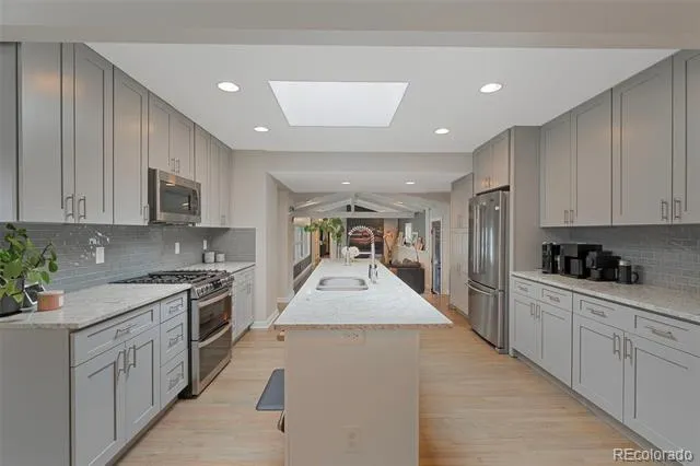 925 Teller Street Lakewood, CO 80214