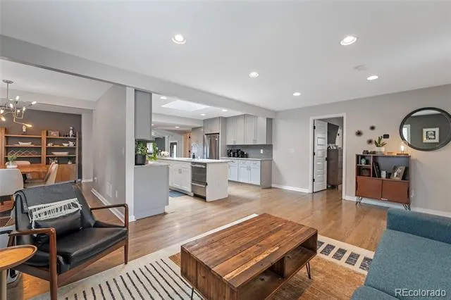 925 Teller Street Lakewood, CO 80214