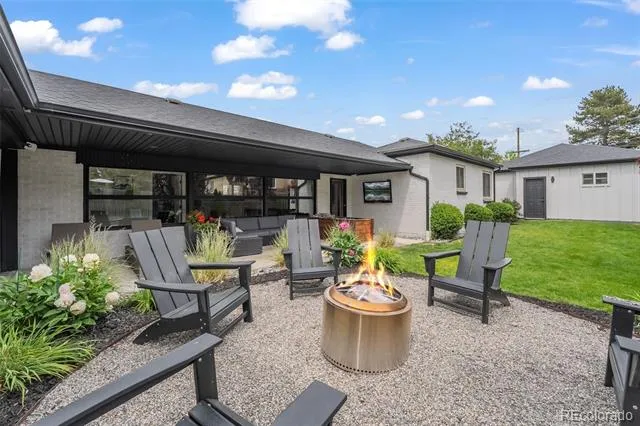 925 Teller Street Lakewood, CO 80214