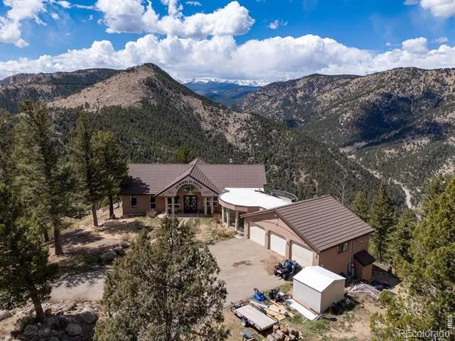 323 Overlook Lane Boulder, CO 80302