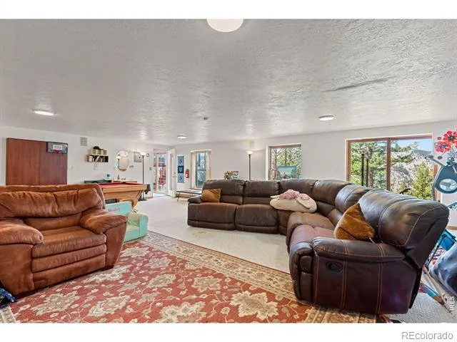 323 Overlook Lane Boulder, CO 80302