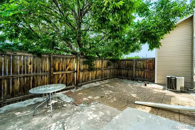 12324 E 2nd Drive Aurora, CO 80011