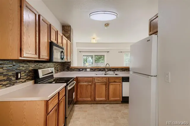 12324 E 2nd Drive Aurora, CO 80011