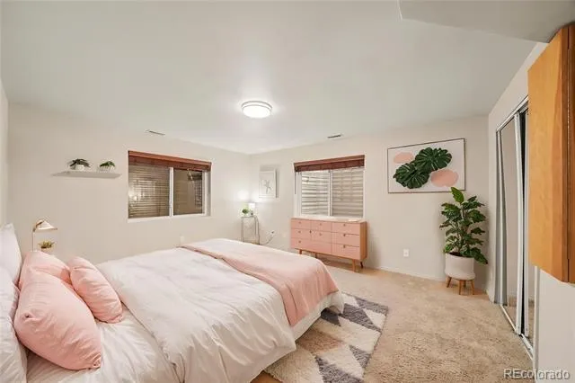 4095 Solarglen Drive Colorado Springs, CO 80916
