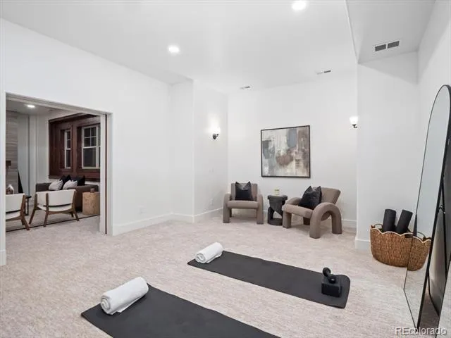 2643 Hawk Point Court Castle Rock, CO 80104