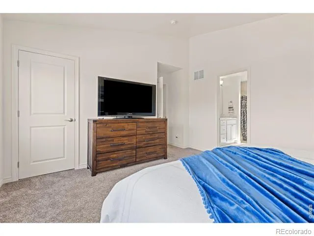 1324 Country Court Longmont, CO 80501