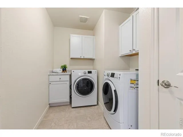 1324 Country Court Longmont, CO 80501