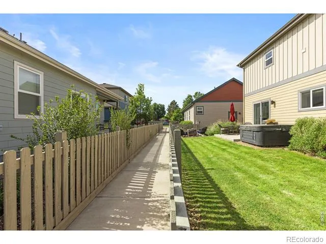 1324 Country Court Longmont, CO 80501