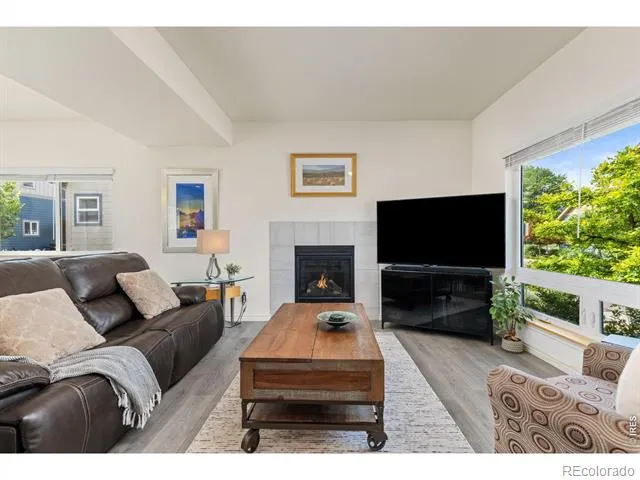 1324 Country Court Longmont, CO 80501