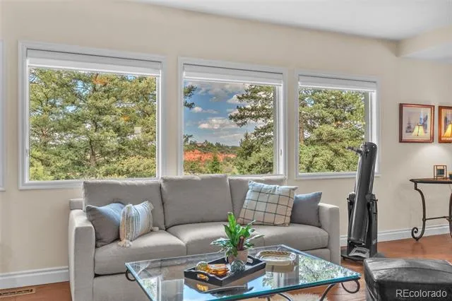 7815 Red Rock Circle Larkspur, CO 80118