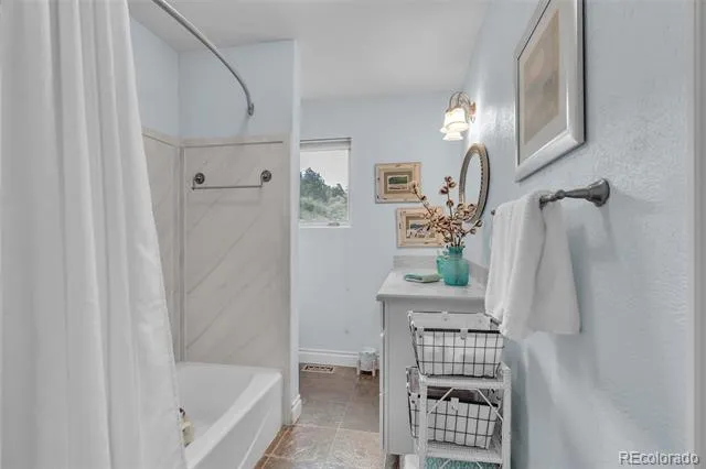7815 Red Rock Circle Larkspur, CO 80118