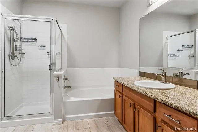 10184 Park Meadows Drive #1303 Lone Tree, CO 80124