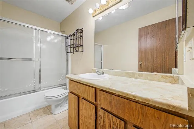 16425 E Radcliff Place #B Aurora, CO 80015