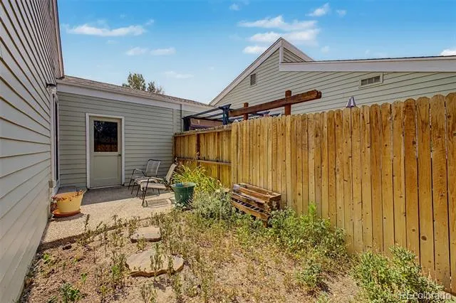 16425 E Radcliff Place #B Aurora, CO 80015