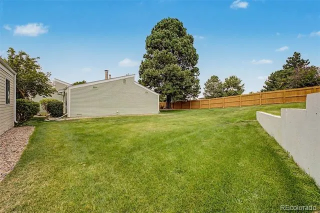 16425 E Radcliff Place #B Aurora, CO 80015