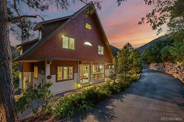 400 Valley Crescent Street Palmer Lake, CO 80133