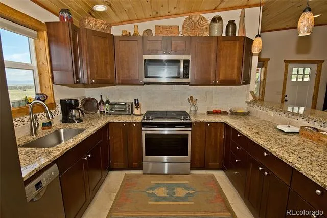3421 Camino Del Rey Crestone, CO 81131