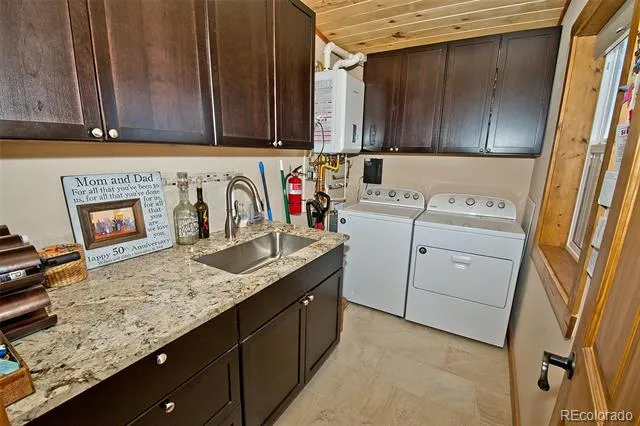 3421 Camino Del Rey Crestone, CO 81131