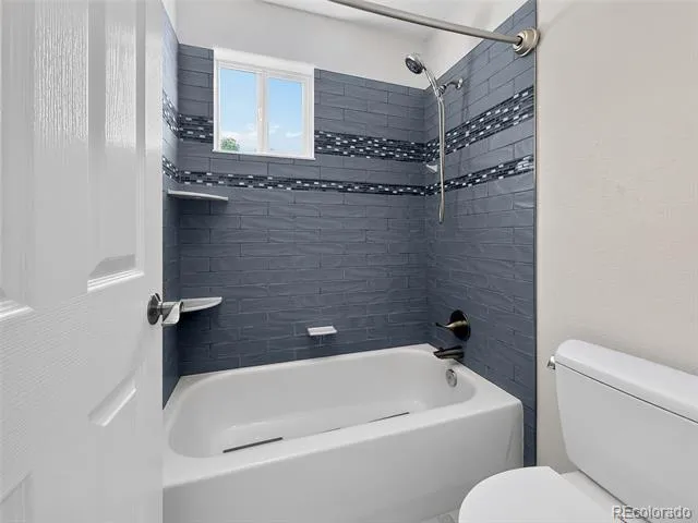 7282 S Rome Street Aurora, CO 80016