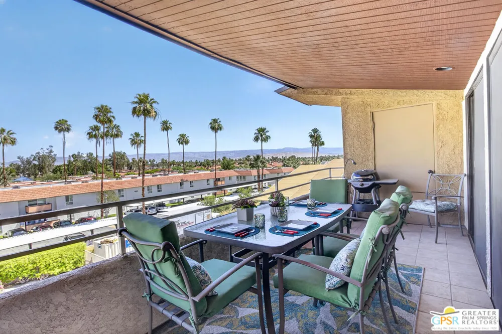 470 S Calle Encilia Palm Springs, CA 92262