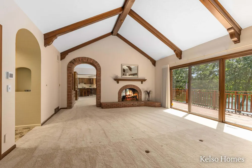 2452 Holtman Drive NE Grand Rapids, MI 49525