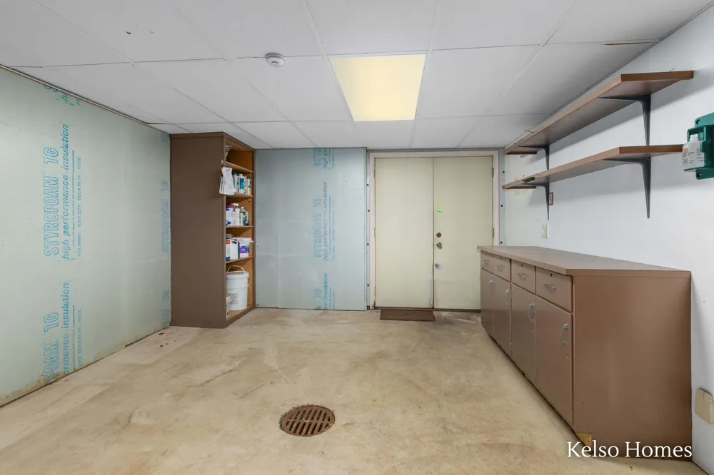 2452 Holtman Drive NE Grand Rapids, MI 49525