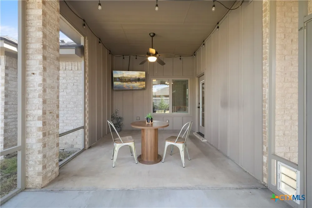 1818 Broken Shoe Trail Temple, TX 76502