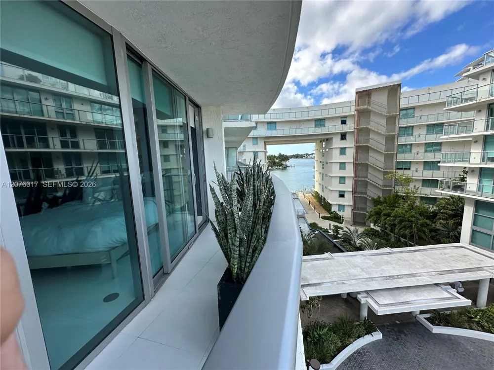 6620 Indian Creek Dr #505 Miami Beach, FL 33141