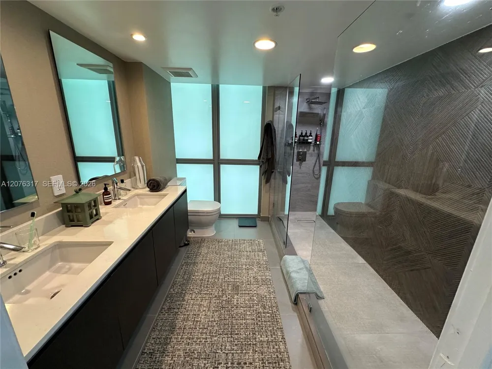 6620 Indian Creek Dr #505 Miami Beach, FL 33141