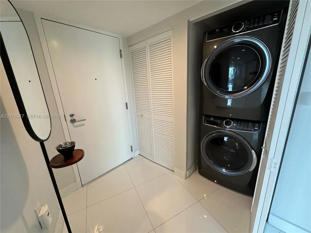 6620 Indian Creek Dr #505 Miami Beach, FL 33141