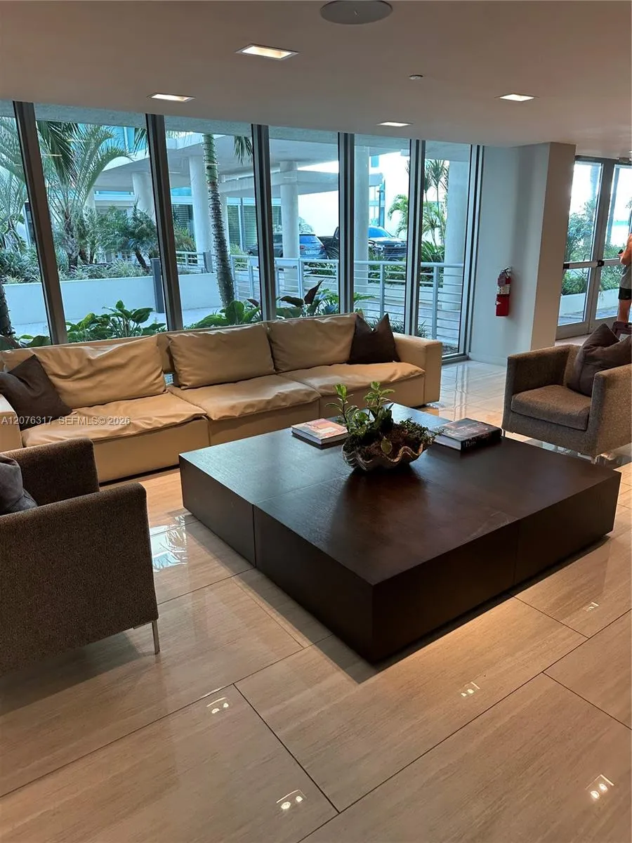 6620 Indian Creek Dr #505 Miami Beach, FL 33141