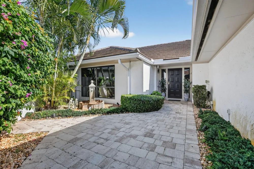 20484 Linksview Way Boca Raton, FL 33434