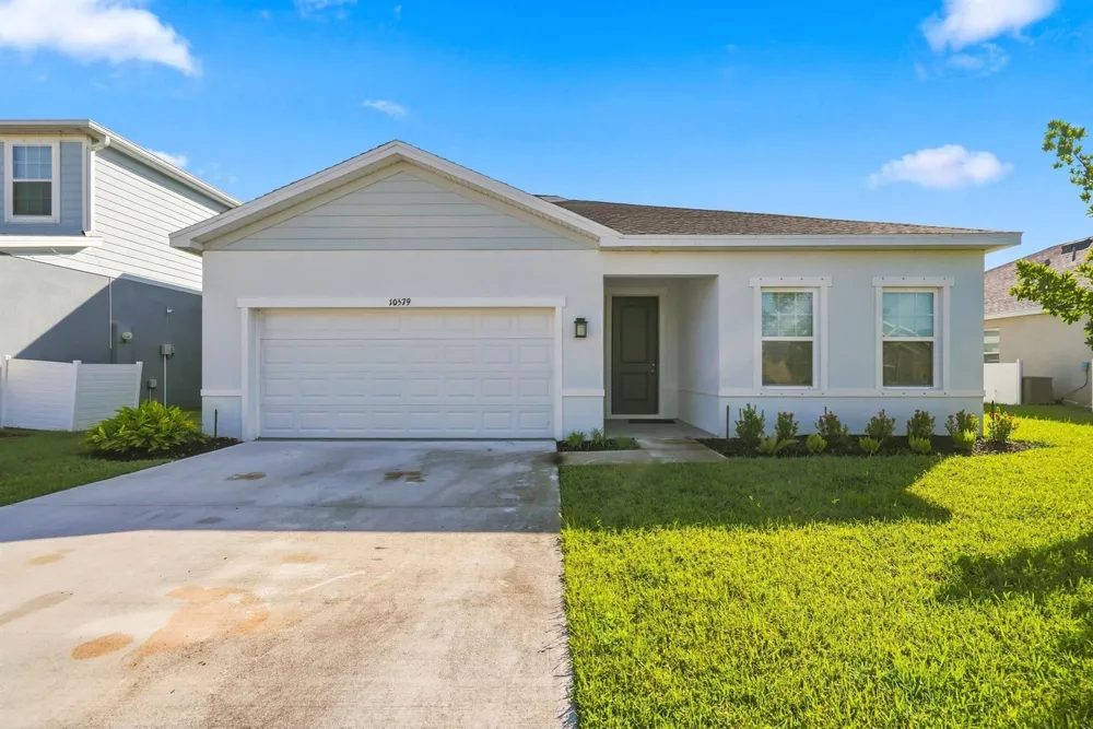 10579 SW VASARI WAY Port St. Lucie, FL 34987