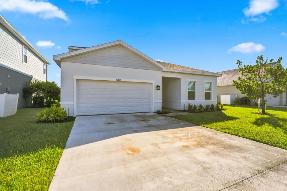 10579 SW VASARI WAY Port St. Lucie, FL 34987