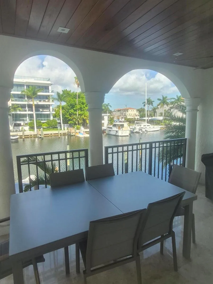 71 Isle Of Venice Drive #71 Fort Lauderdale, FL 33301