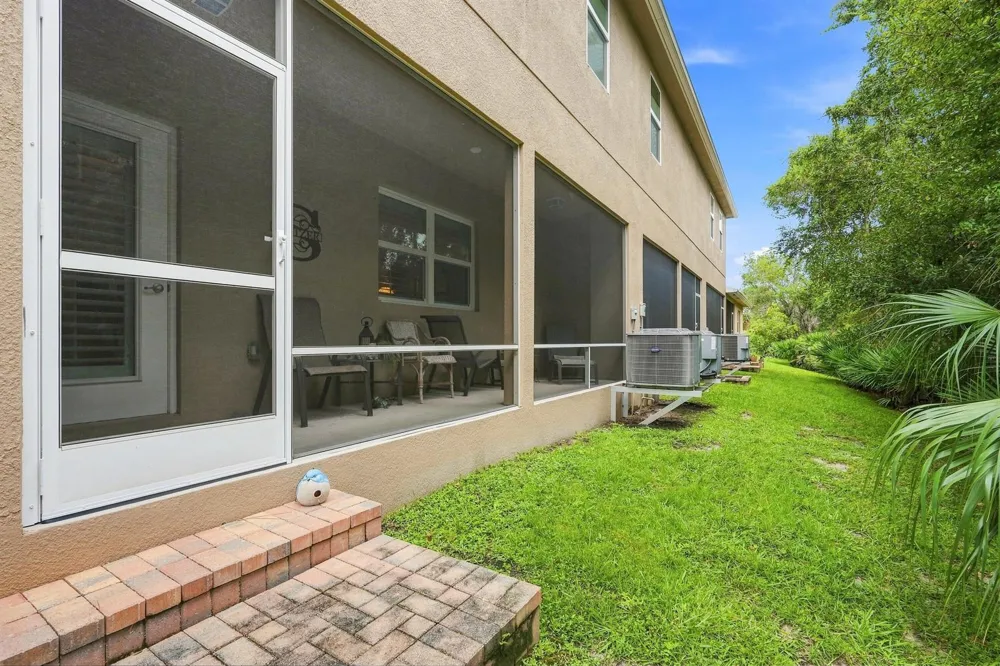 953 NE Trailside Run Port St. Lucie, FL 34983