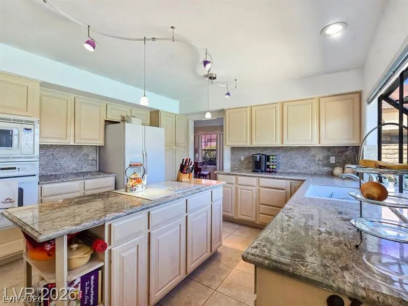 5396 Painted Sunrise Drive Las Vegas, NV 89149